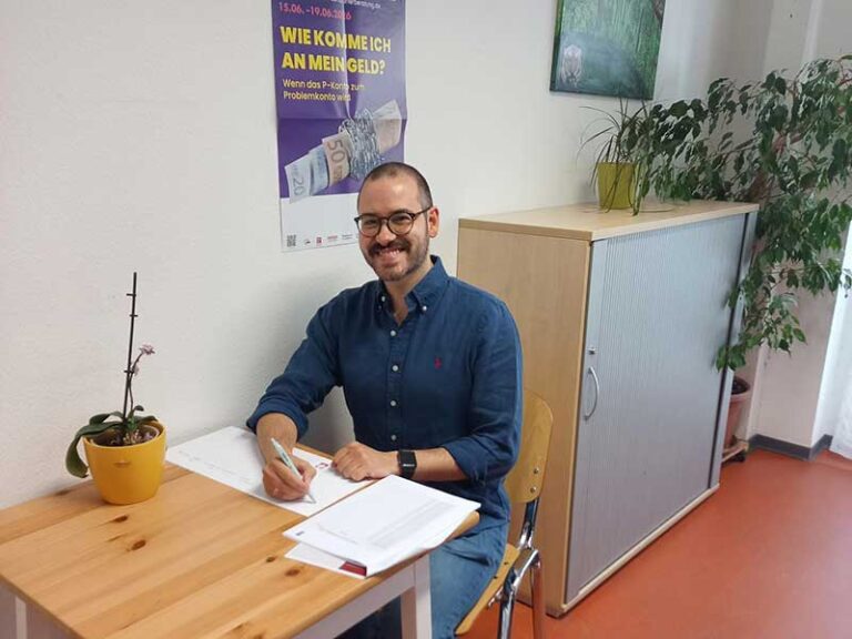 Bild vom Ansprechpartner im Büro